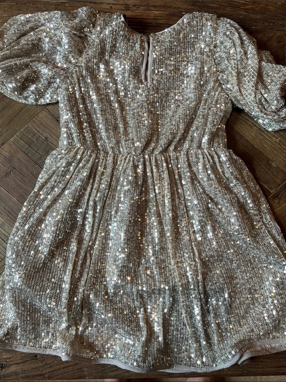 H&M photos dress celebrations